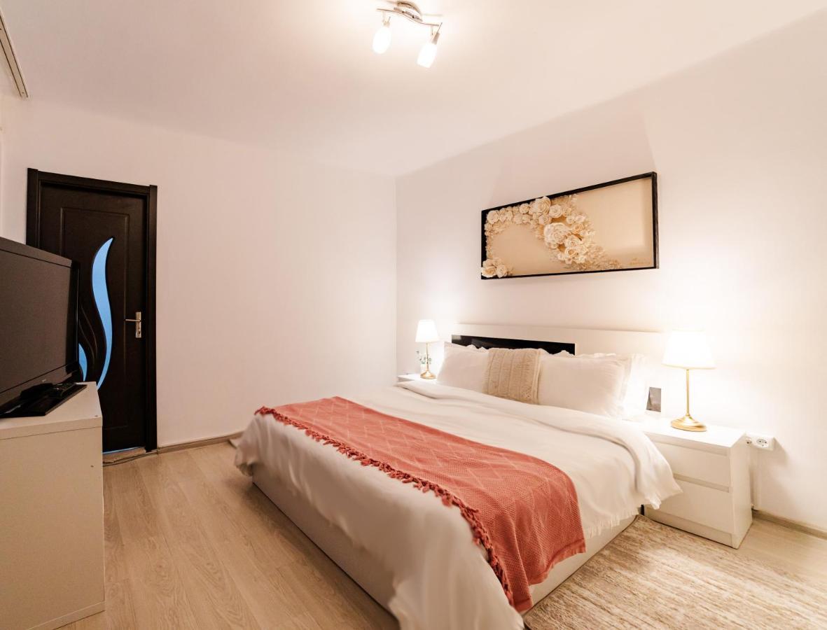 Anastasia Apartments With Parking บราชอฟ ภายนอก รูปภาพ