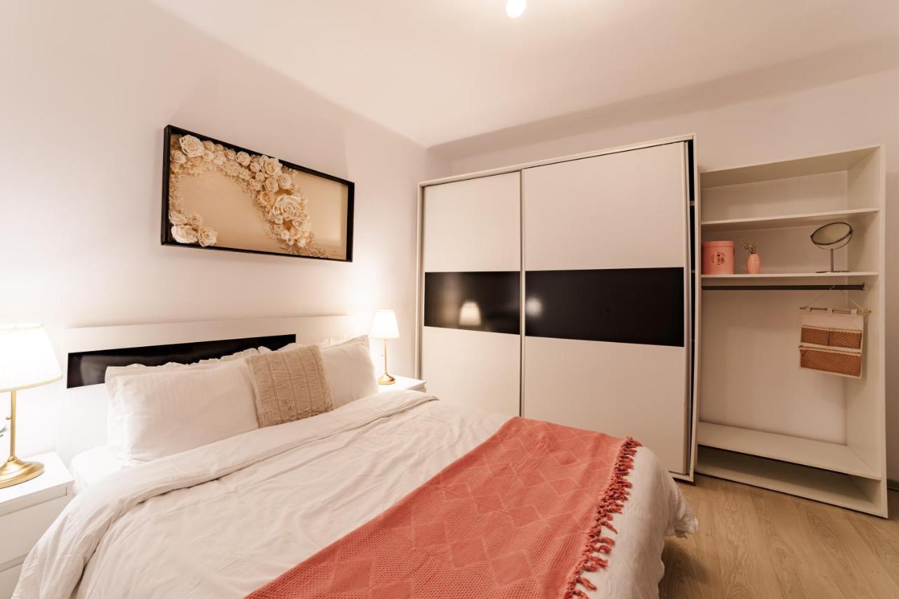 Anastasia Apartments With Parking บราชอฟ ภายนอก รูปภาพ