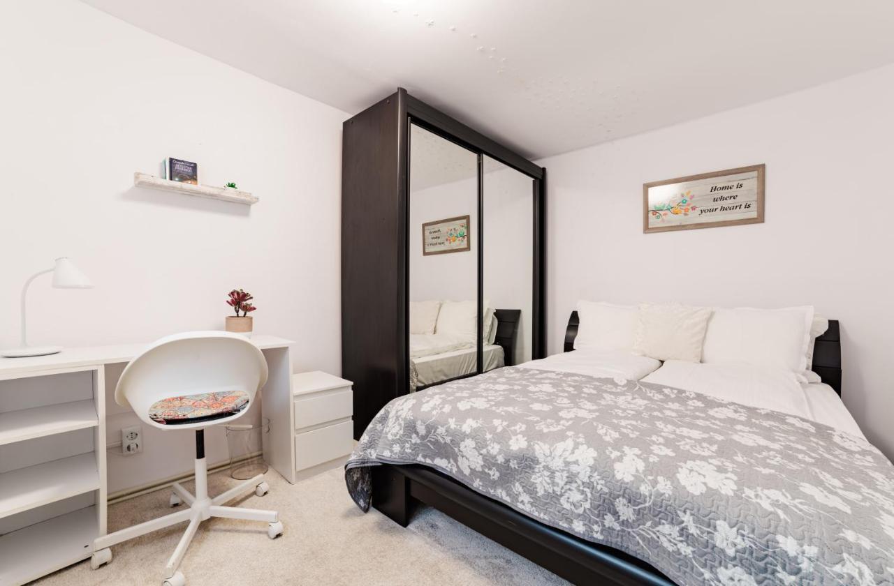 Anastasia Apartments With Parking บราชอฟ ภายนอก รูปภาพ