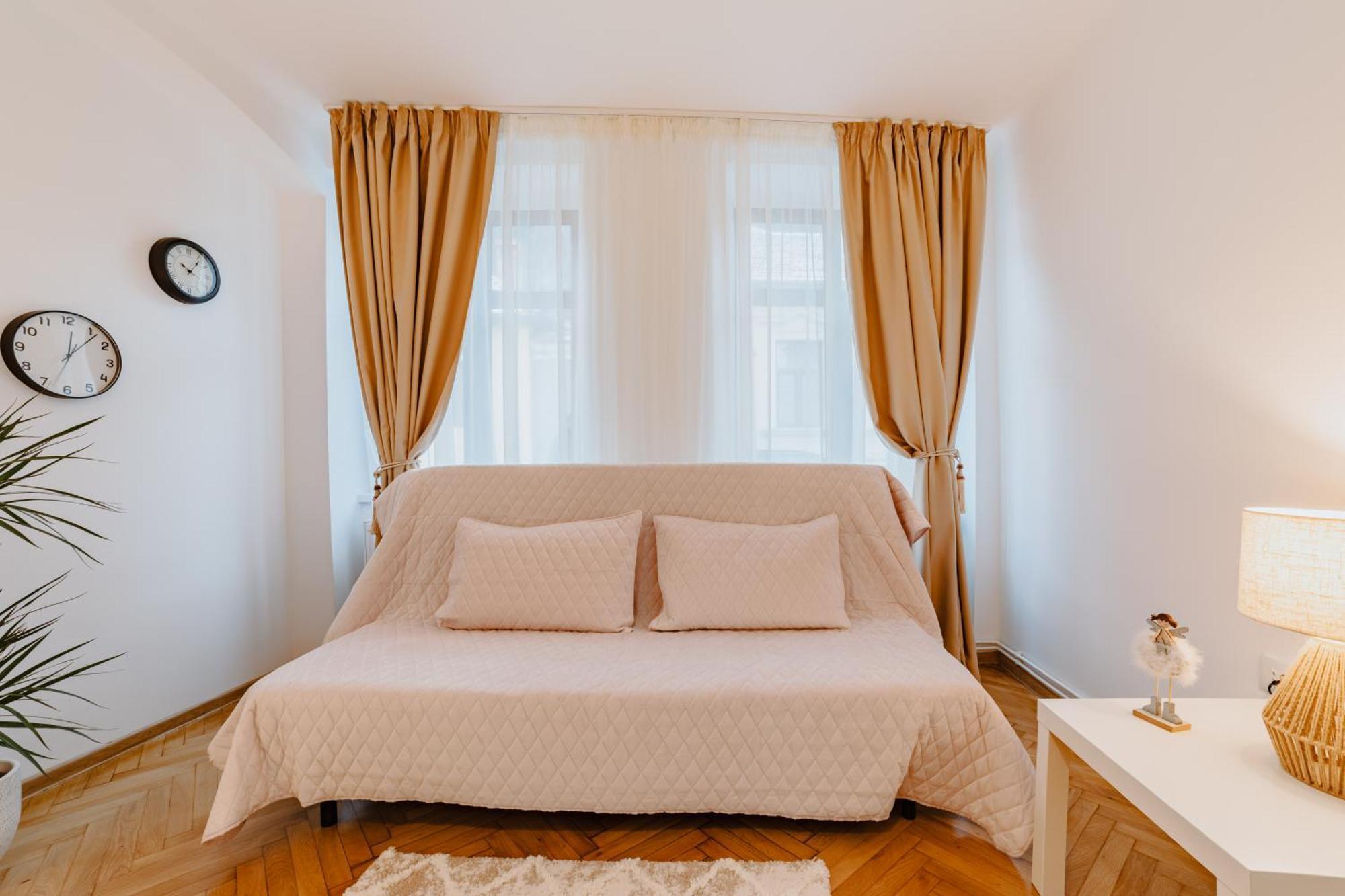 Anastasia Apartments With Parking บราชอฟ ภายนอก รูปภาพ
