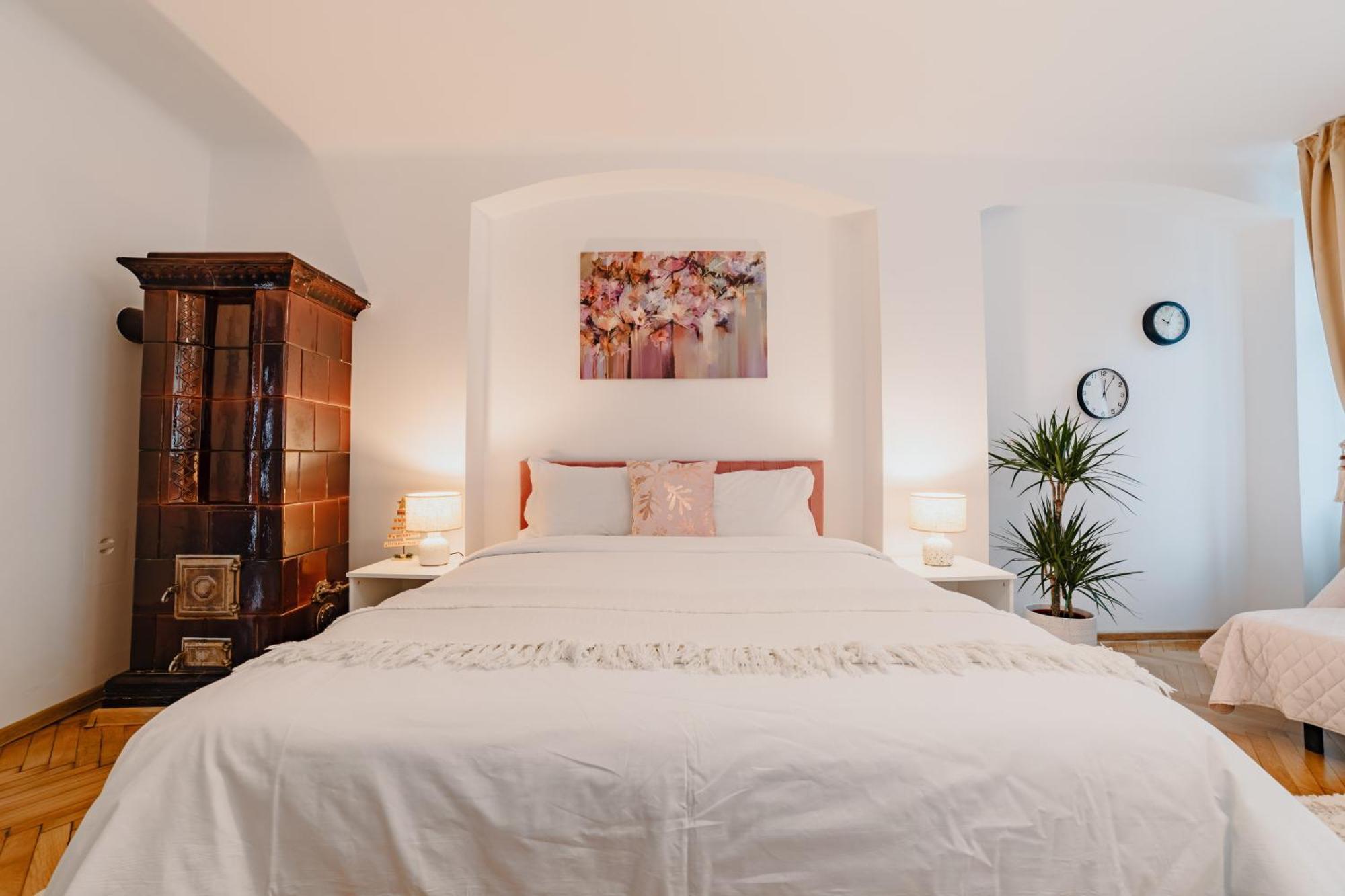 Anastasia Apartments With Parking บราชอฟ ภายนอก รูปภาพ